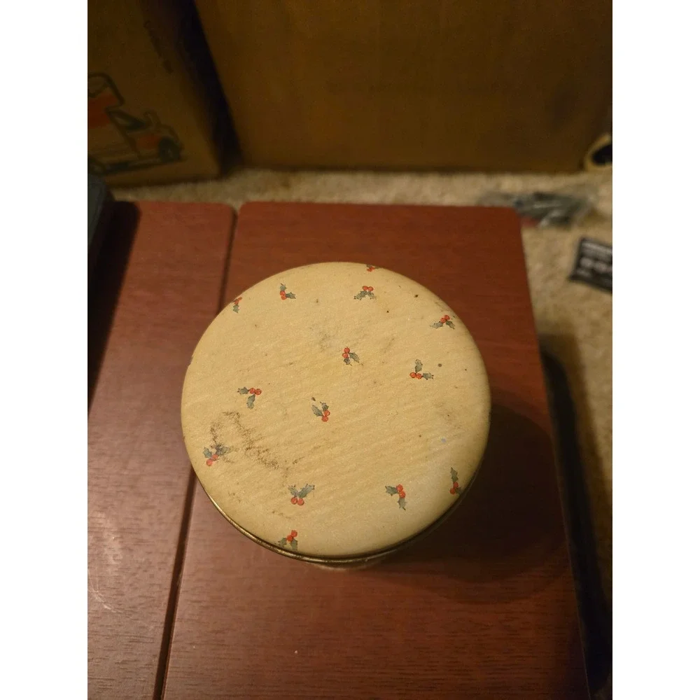 Vintage Christmas Tree Metal Tin Holiday Storage Container Cream Holly Decor